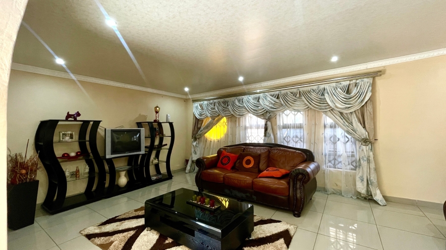3 Bedroom Property for Sale in Orkney Park North West